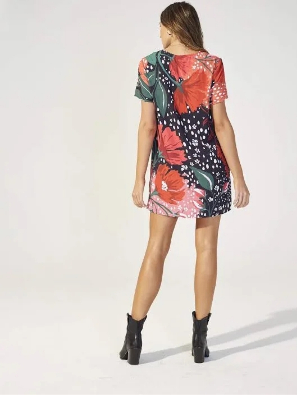 MINKPINK I’ll Be Around Tee Dress Floral Black Red Boxy A-Line Mini Lightweight - Picture 9 of 9